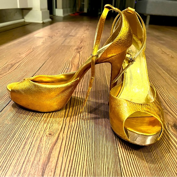 Sexy glam Aldo metallic gold 4” stiletto platform peep toe strappy heels Sz. 8.5 - Picture 2 of 11